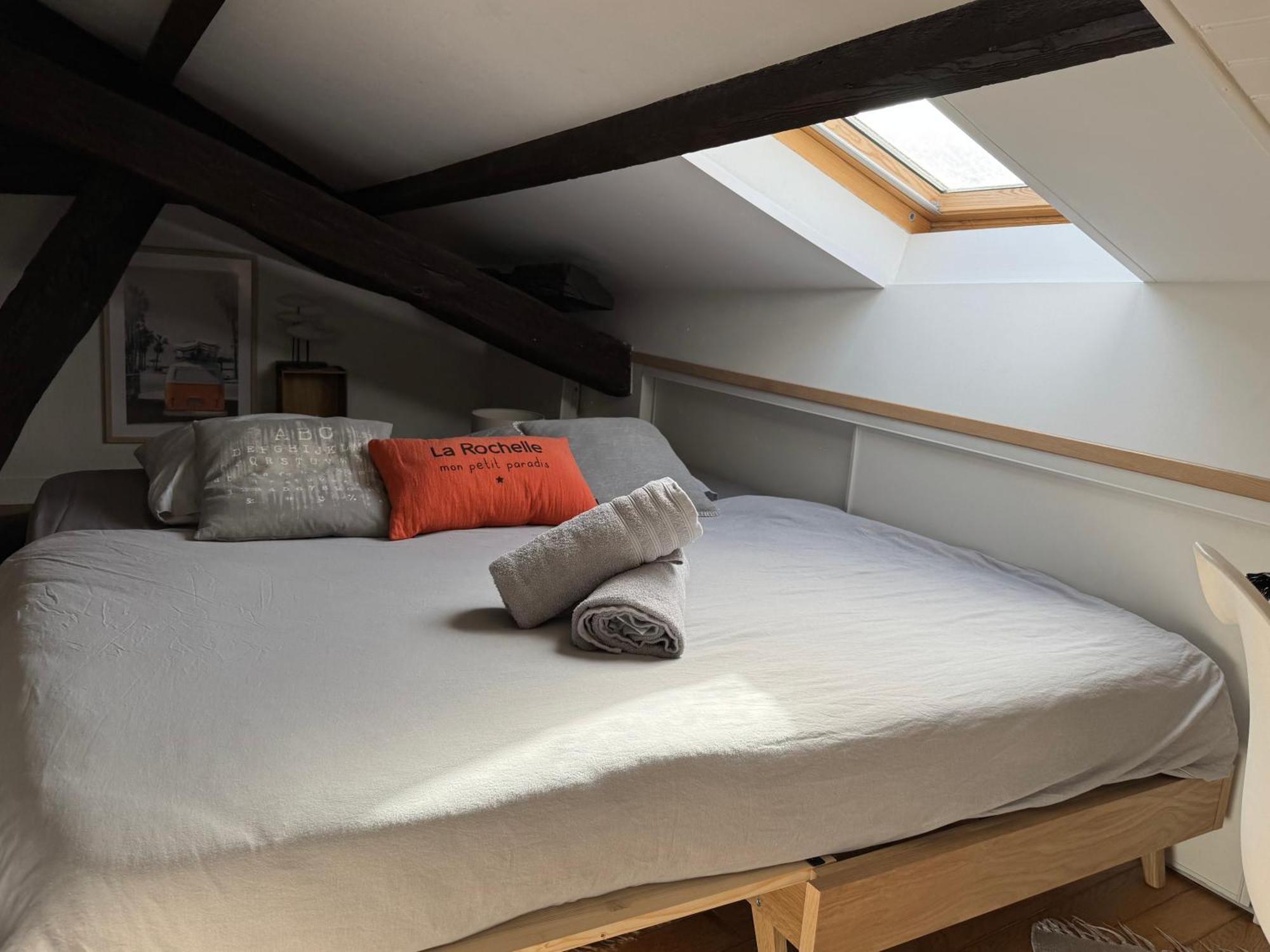 Ღ La Cabane Rochelaise • Vue Sur Le Vieux-Port La Rochelle (Charente-Maritime) Exterior foto