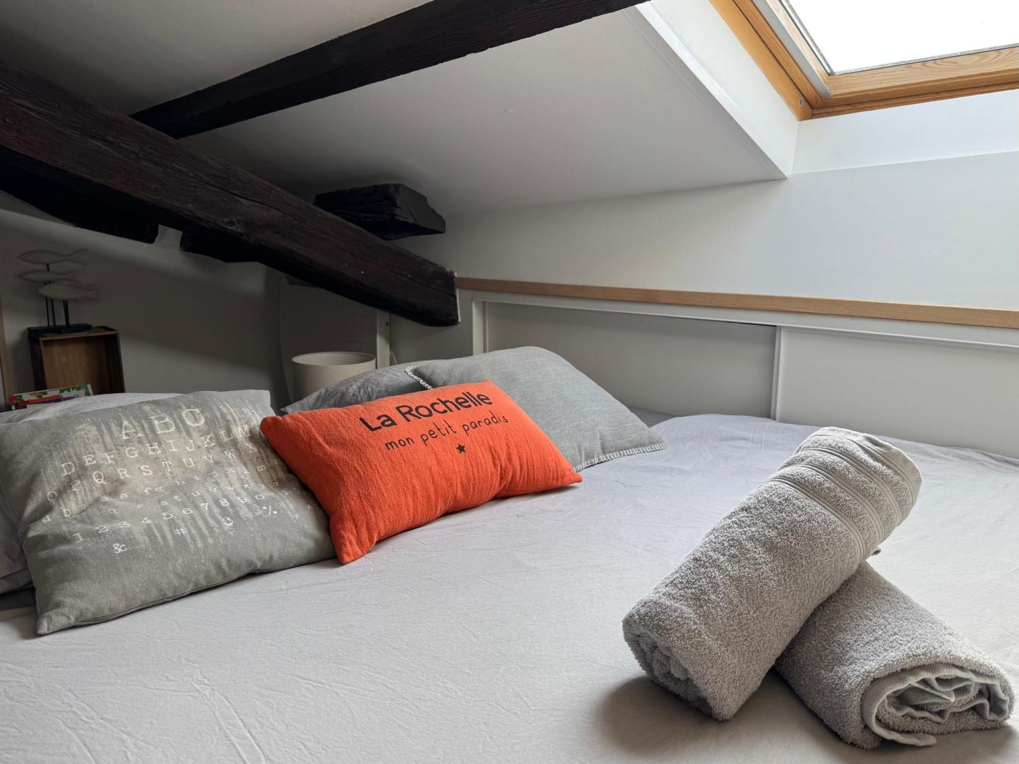 Ღ La Cabane Rochelaise • Vue Sur Le Vieux-Port La Rochelle (Charente-Maritime) Exterior foto